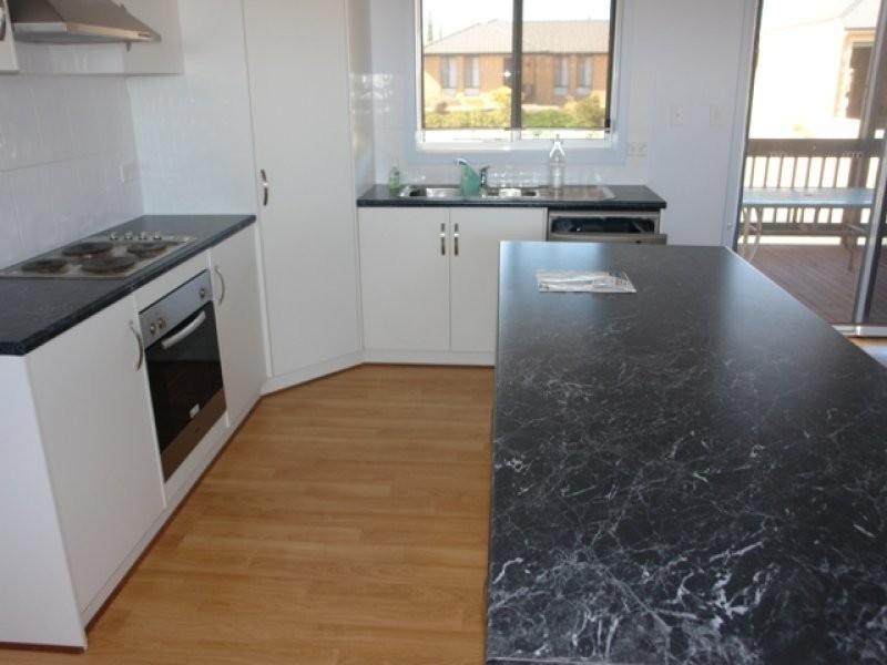 6 Hosking Place, Port Hughes SA 5558