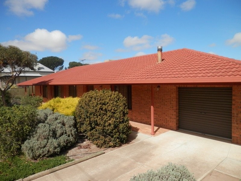 6 Alice Street, Maitland SA 5573