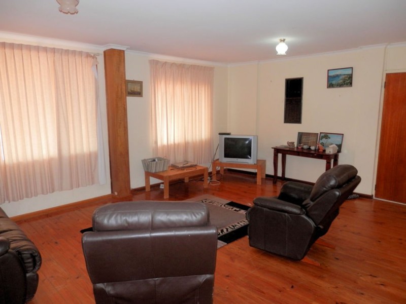 10 Esplanade, North Beach, Wallaroo SA 5556