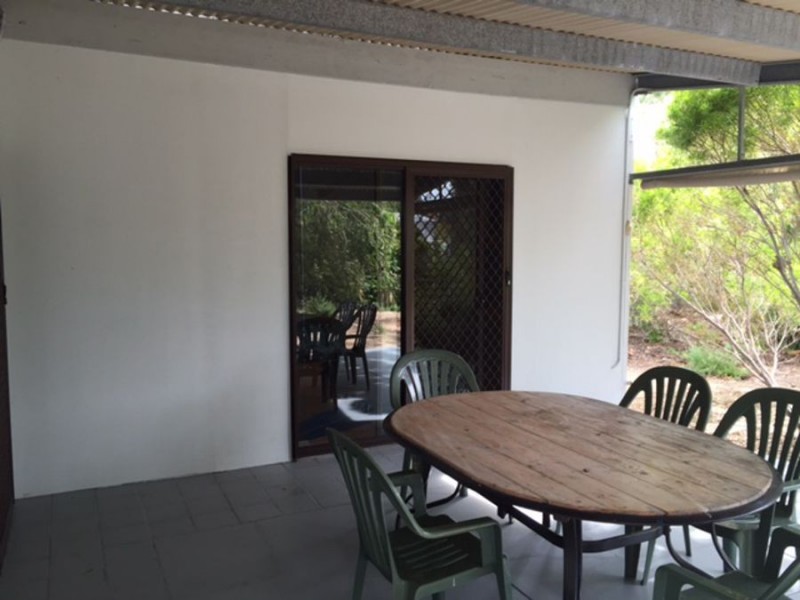 31 TRELAWNEY ST, Moonta Bay SA 5558