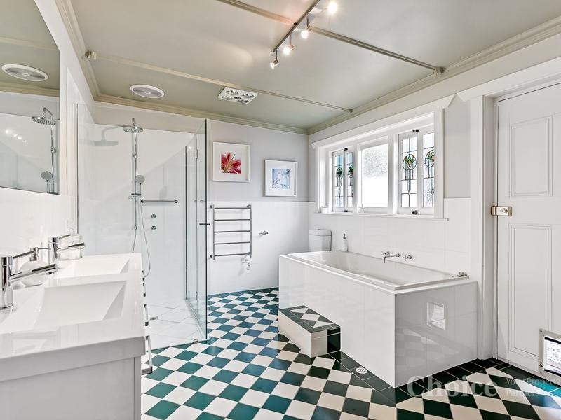 7 Cliff Street, Glenelg East SA 5045