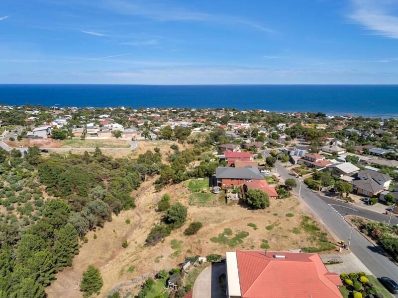 13 Spinks Road, Marino SA 5049
