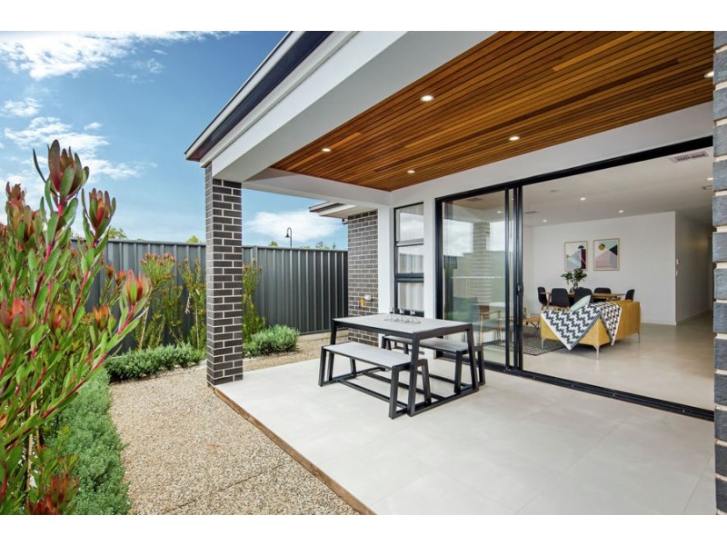 3B Glen Cescent, Vista SA 5091