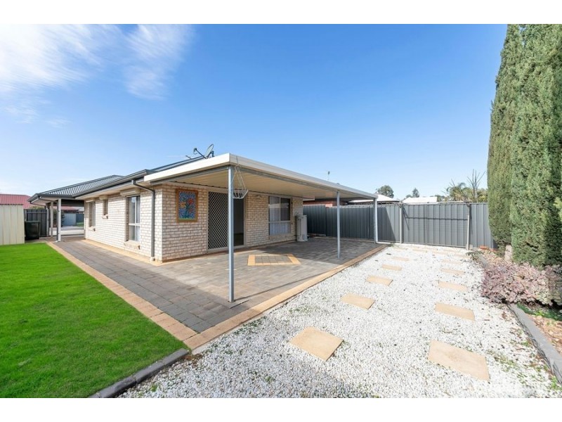 29 Hamra Drive, Smithfield SA 5114