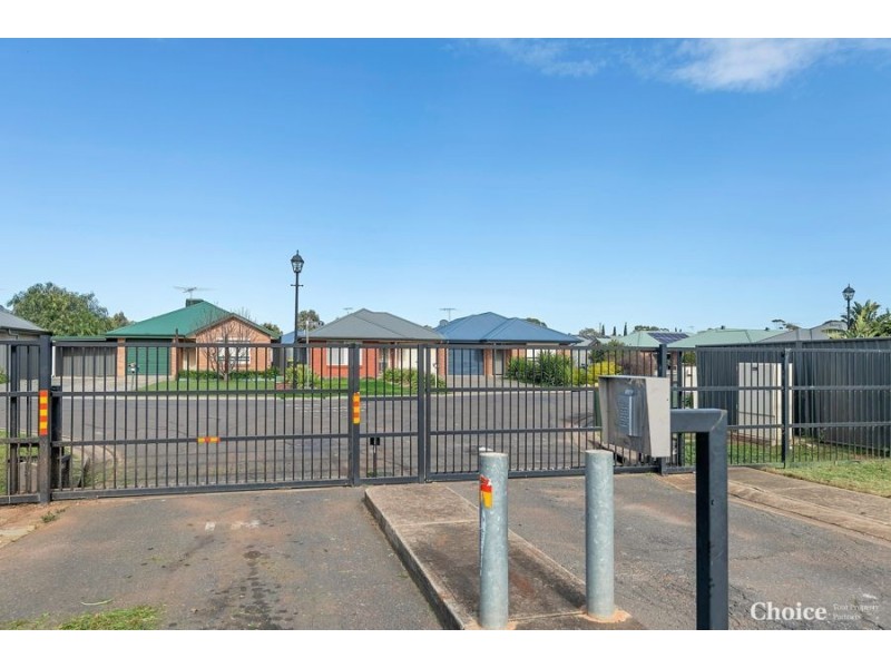 29 Hamra Drive, Smithfield SA 5114