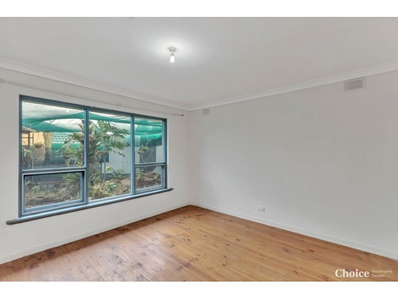 12 Collins Parade, Hackham SA 5163