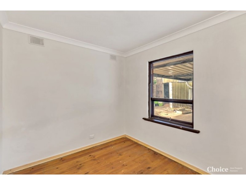 12 Collins Parade, Hackham SA 5163