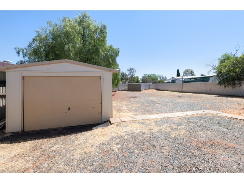 84 Sylvester Street, Coolgardie WA 6429