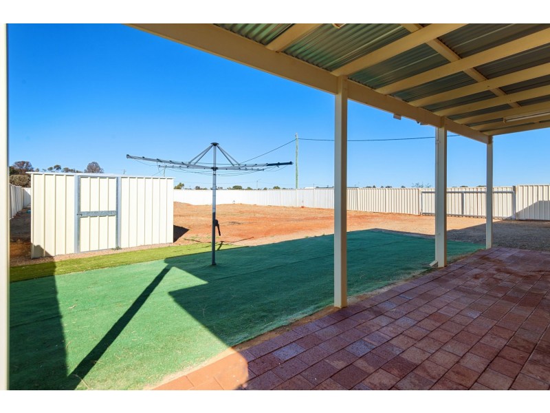 93 MacDonald Street, Coolgardie WA 6429