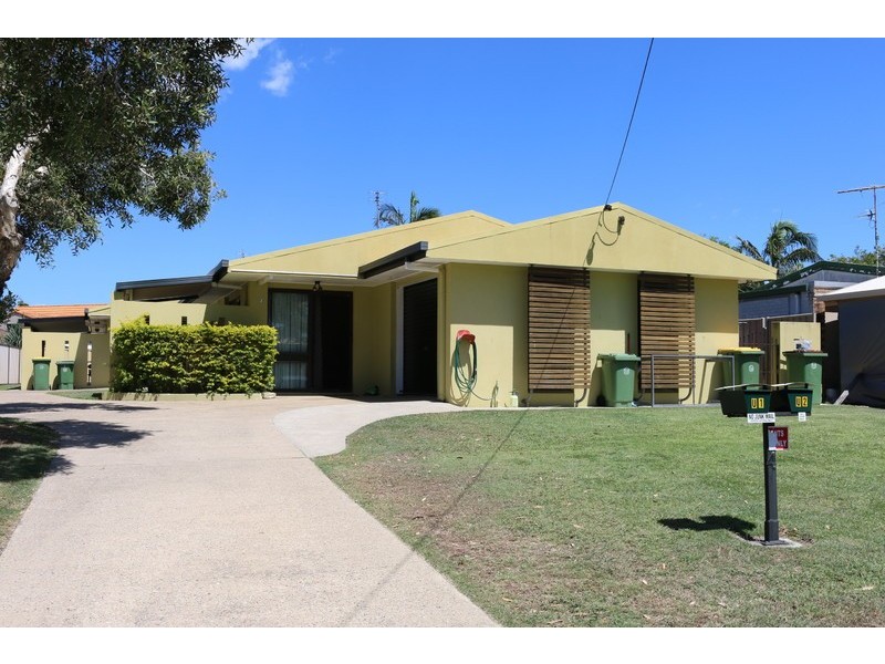 1/4 Tumala Street, Parrearra QLD 4575