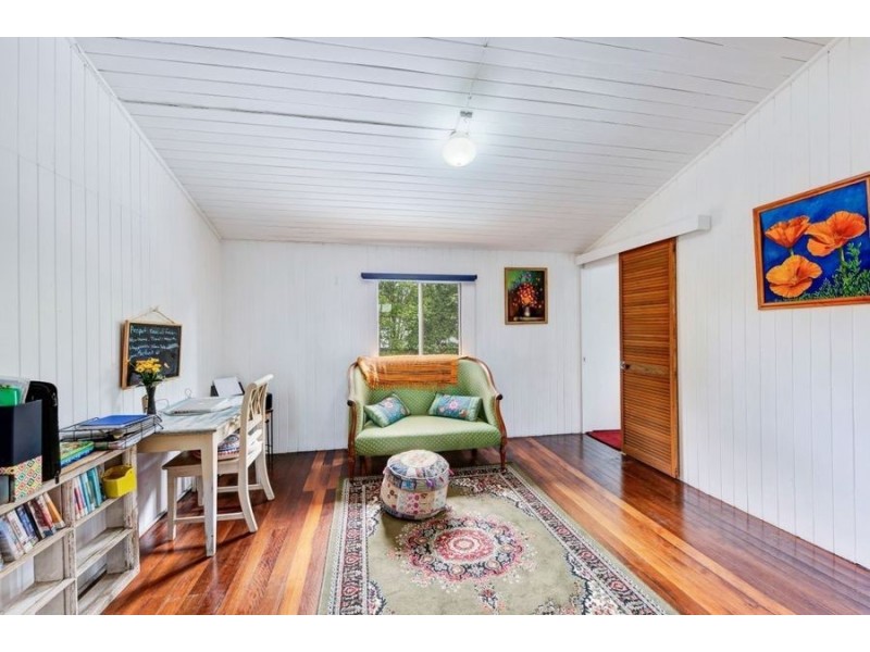 19 Caloundra Street, Landsborough QLD 4550