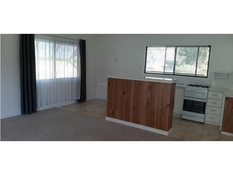 224 Hardwood Road, Landsborough QLD 4550