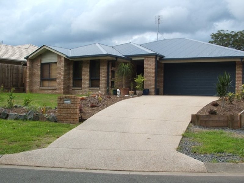 41 Smerdon Way, Glass House Mountains QLD 4518