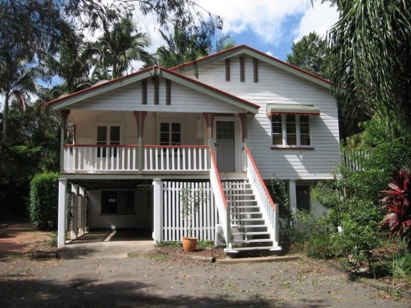 175 Coonowrin Street, Glass House Mountains QLD 4518