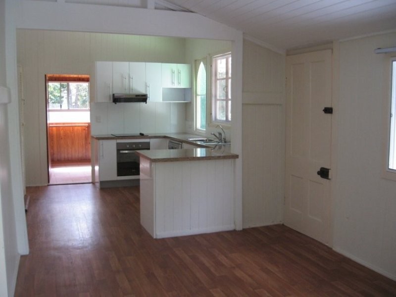 175 Coonowrin Street, Glass House Mountains QLD 4518