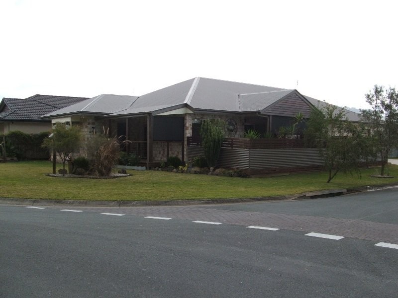 7 Parkside Drive, Beerwah QLD 4519