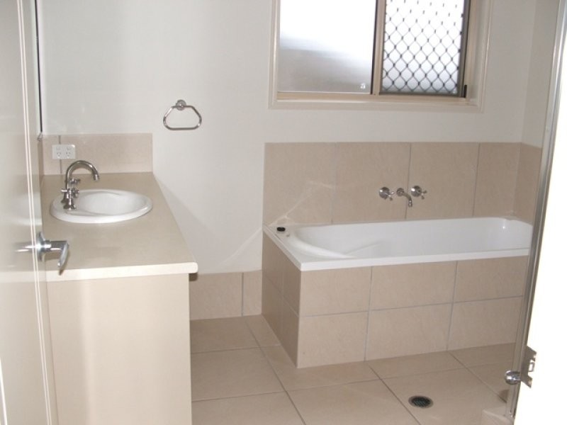 7 Parkside Drive, Beerwah QLD 4519