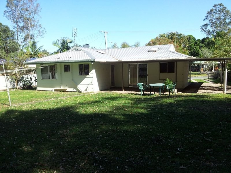 38 Vidler, Landsborough QLD 4550