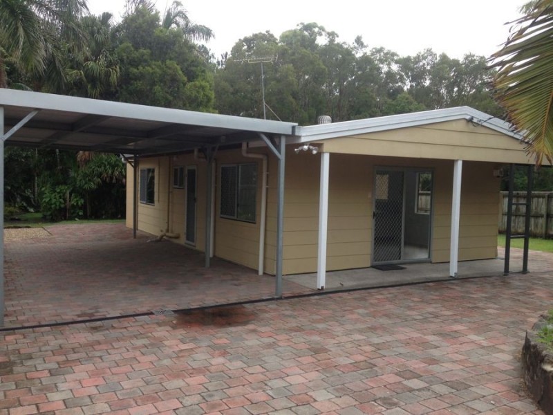 25 Montrose Street, Beerwah QLD 4519