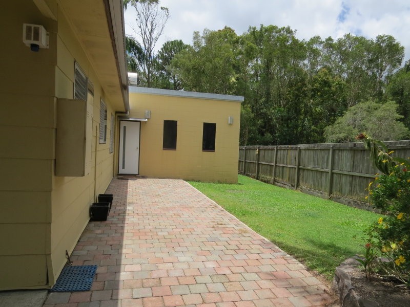 25 Montrose Street, Beerwah QLD 4519