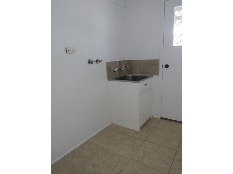 25 Montrose Street, Beerwah QLD 4519