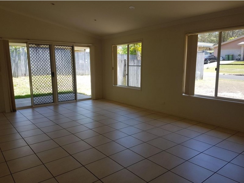 20 Tiverton Place, Landsborough QLD 4550