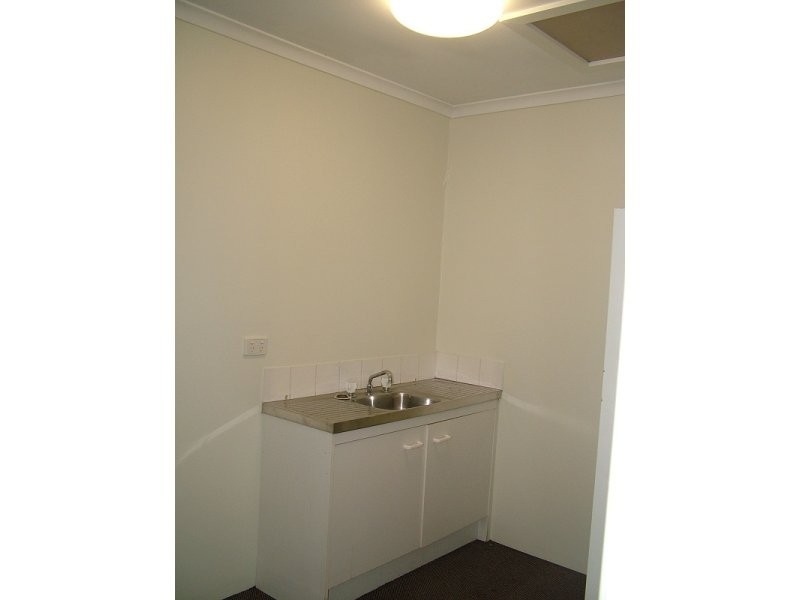 8/4 Mill Street, Landsborough QLD 4550