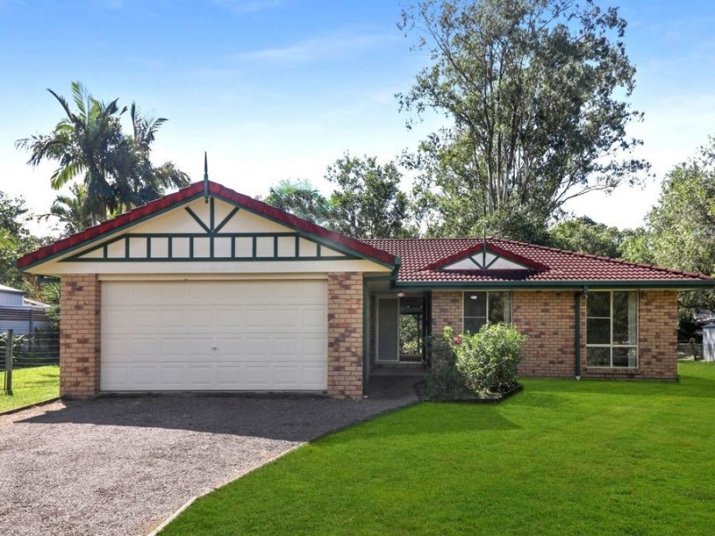 13 Sugar Gum Drive, Mooloolah Valley QLD 4553