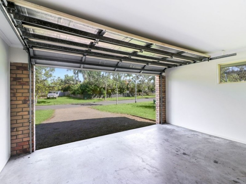 13 Sugar Gum Drive, Mooloolah Valley QLD 4553