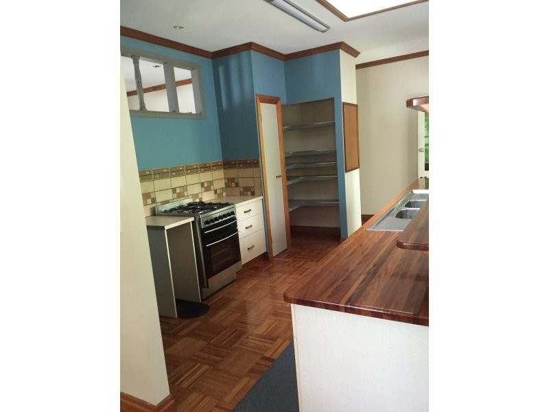 13 Gattera Road, Landsborough QLD 4550