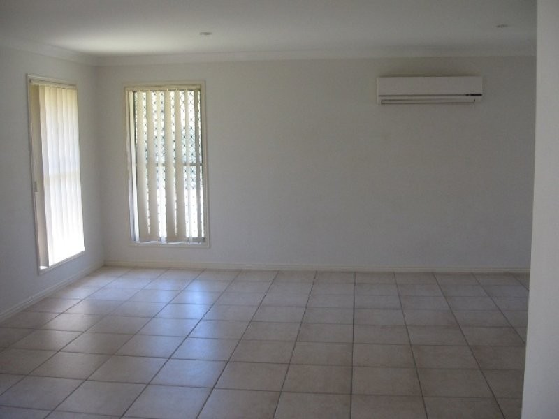 16 Sugar Coast Drive, Glass House Mountains QLD 4518