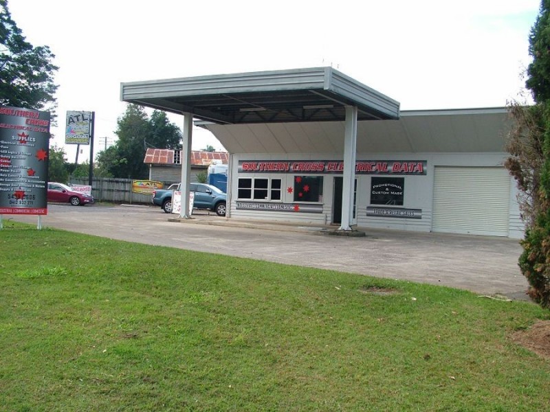 67-71 Beerwah Parade, Beerwah QLD 4519