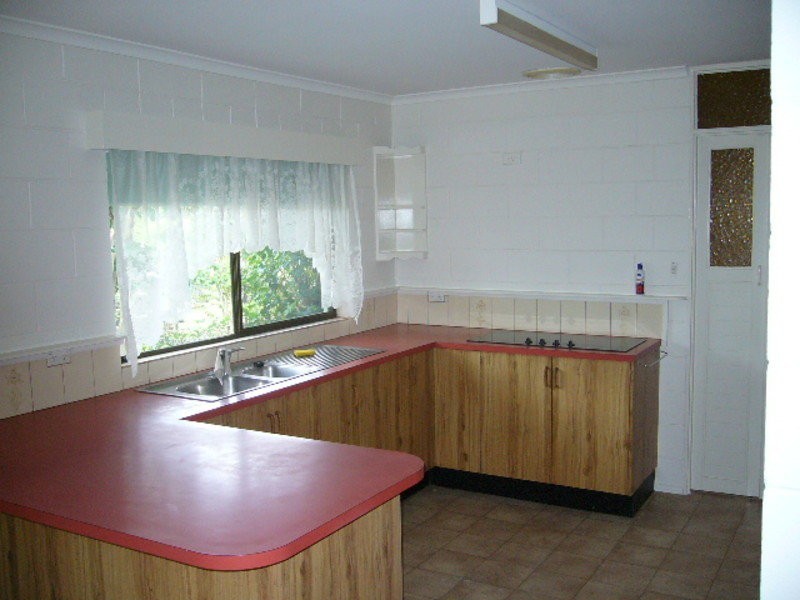 31 Gympie St North, Landsborough QLD 4550