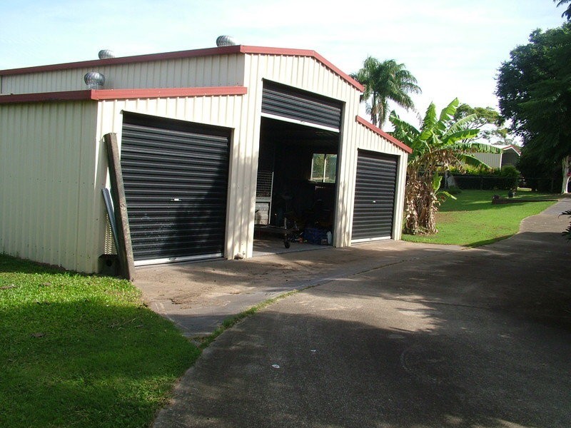 28 Peters Road, Glass House Mountains QLD 4518