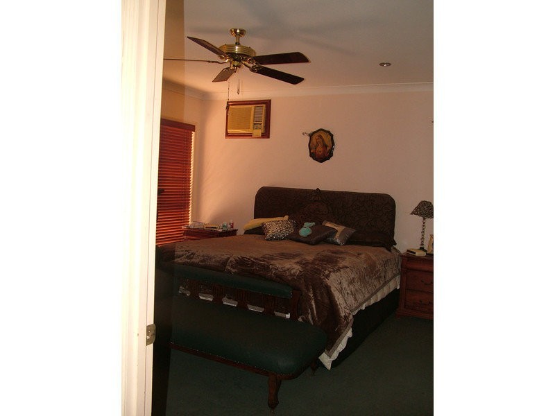 28 Peters Road, Glass House Mountains QLD 4518