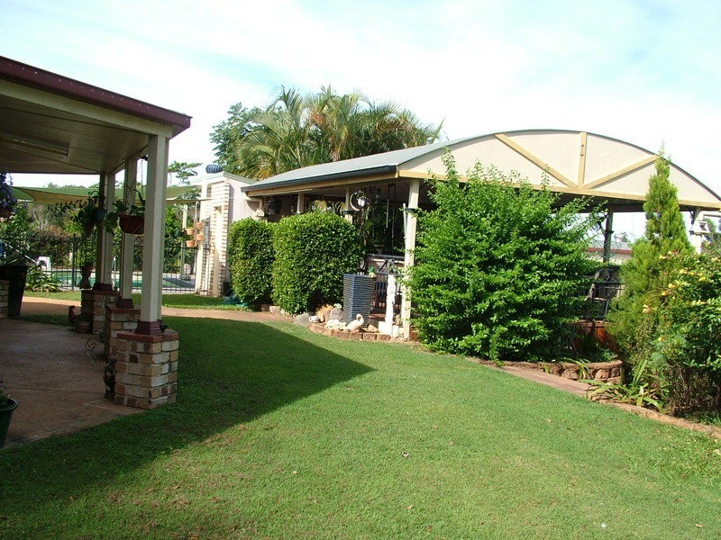 28 Peters Road, Glass House Mountains QLD 4518