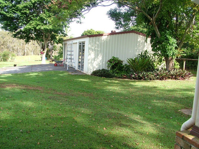 28 Peters Road, Glass House Mountains QLD 4518