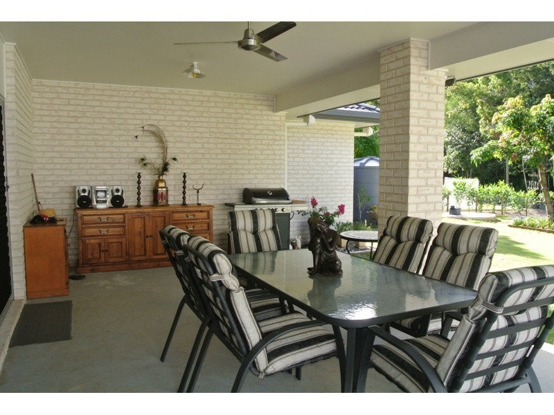 239 Lindeman Road, Beerwah QLD 4519