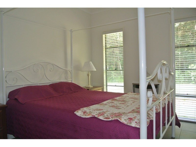 239 Lindeman Road, Beerwah QLD 4519