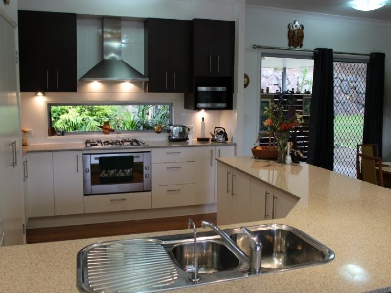 15 Clancy Court, Mooloolah Valley QLD 4553