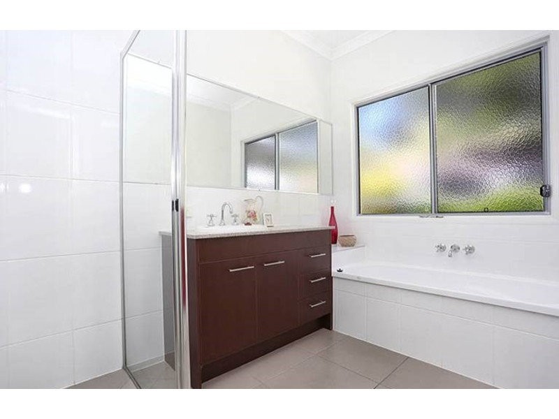 15 Clancy Court, Mooloolah Valley QLD 4553