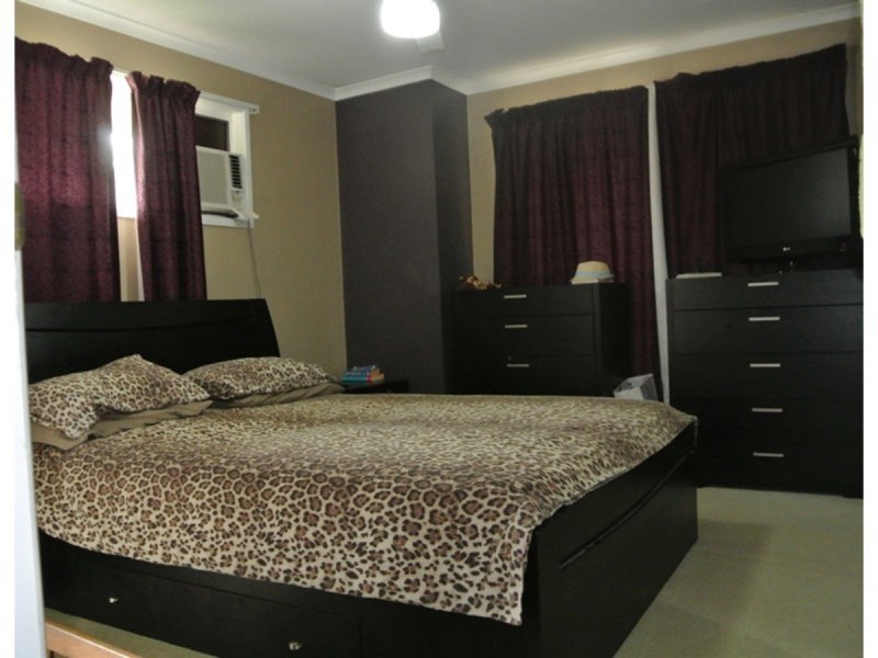 4 Redwood Court, Landsborough QLD 4550