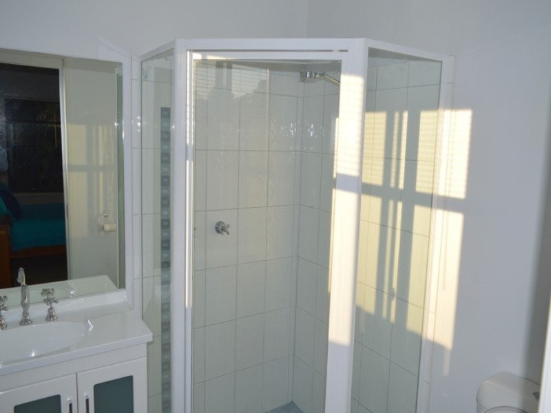 4 Rosewood Court, Landsborough QLD 4550