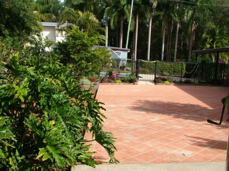 4 Mary Street, Landsborough QLD 4550