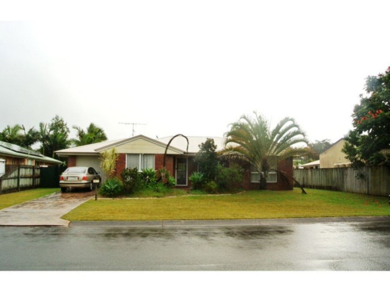 4 Redwood Court, Landsborough QLD 4550