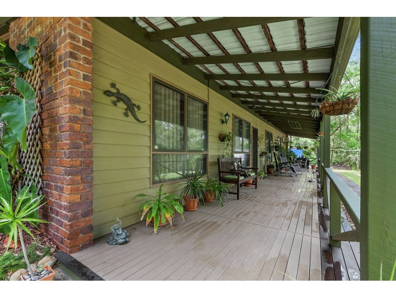 56 Myla rd, Landsborough QLD 4550
