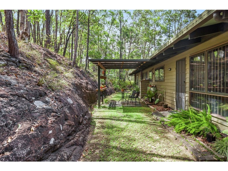 56 Myla rd, Landsborough QLD 4550