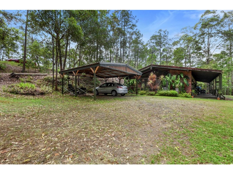 56 Myla rd, Landsborough QLD 4550