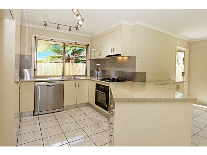 12 Redwood Court, Landsborough QLD 4550