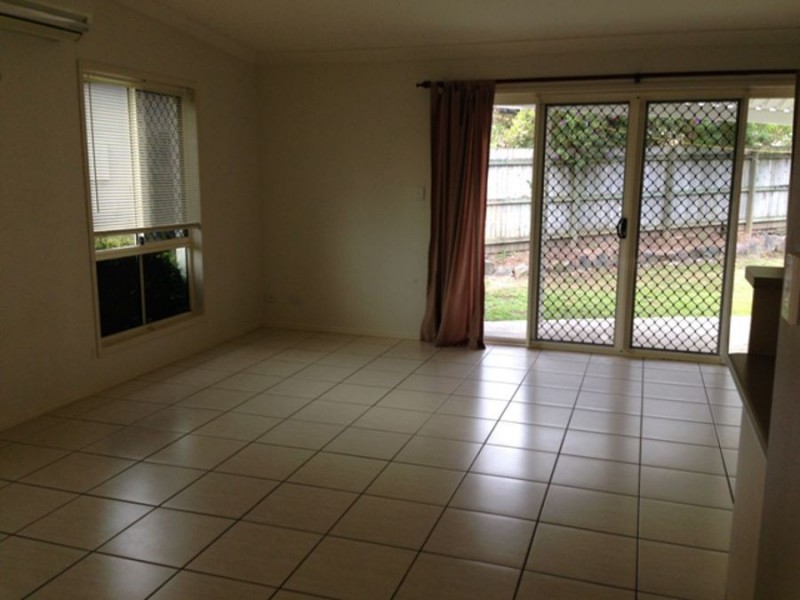 37 Tiverton Place, Landsborough QLD 4550
